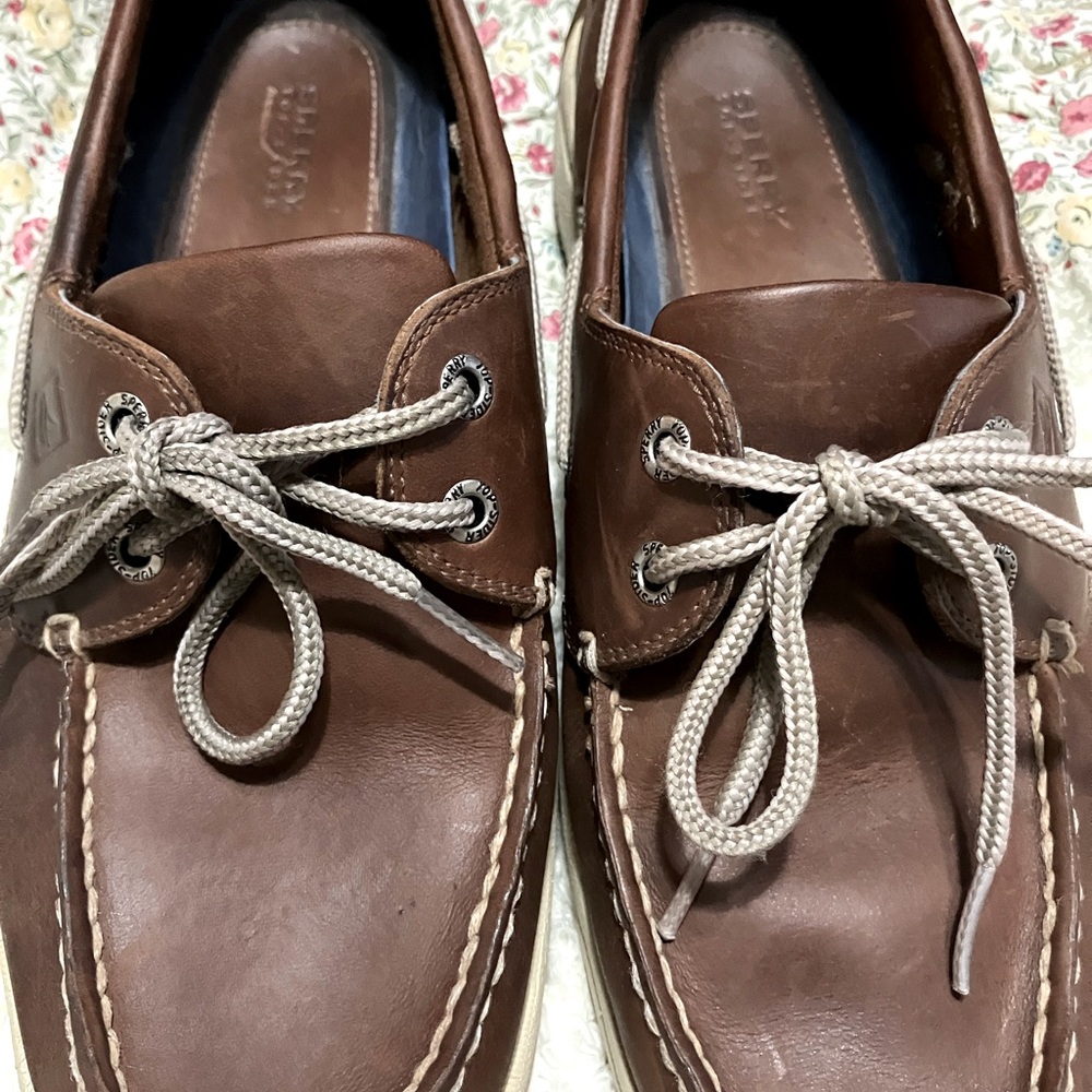 Sperry 9.5 leather top brown and tan top siders